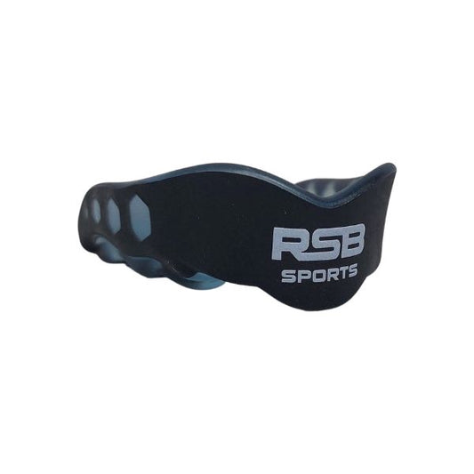 RSB Sports blauwe gebitsbeschermer voor kinderen, biedt optimale bescherming tijdens kickboksen en vechtsporten.